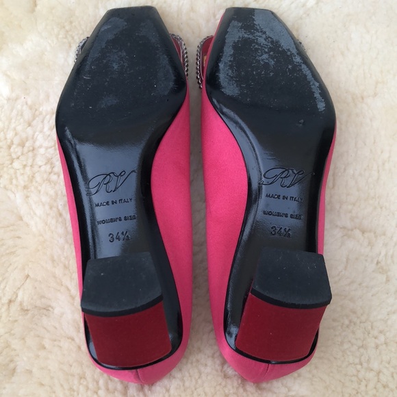 Roger Vivier Iconic Crystal Buckle Pumps - Picture 5 of 9